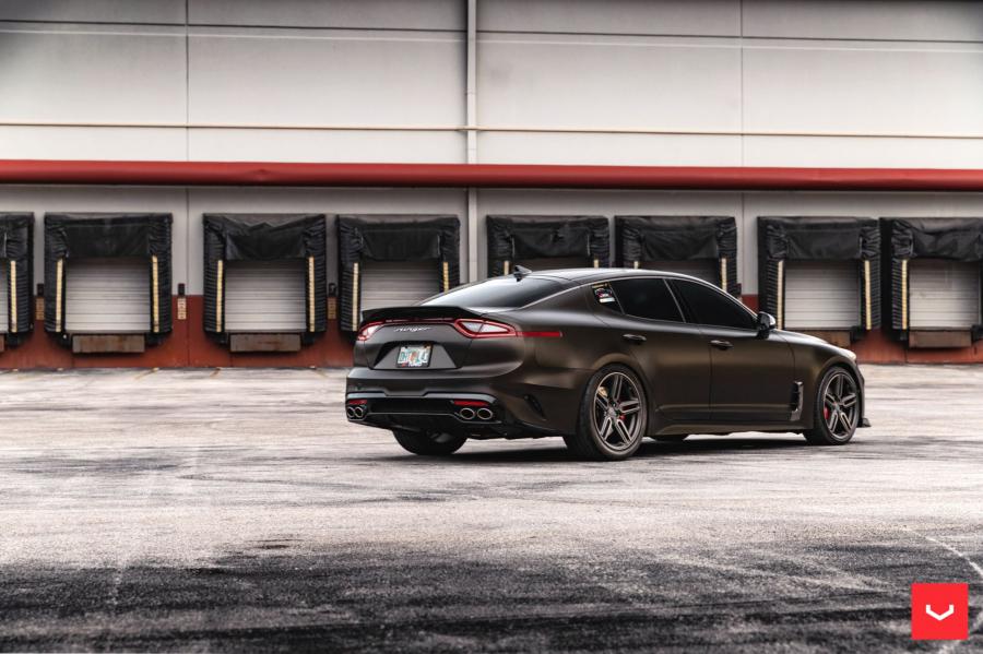  Kia Stinger GT on Vossen Wheels (HF-1) 2019 года  (фото 21 из 24)